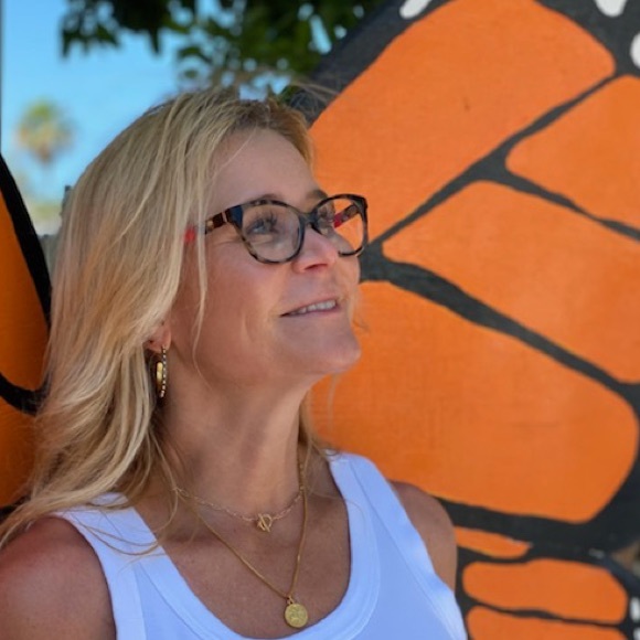 Meet your Posher, Erika - Picture 1 of 1